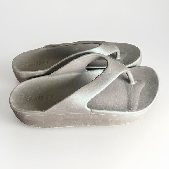 SKIMS Shoes - SKIMS Women’s Molded Sandal Flip Flop Thong Slide Comfort Brown EU39 (8.5-9 US)